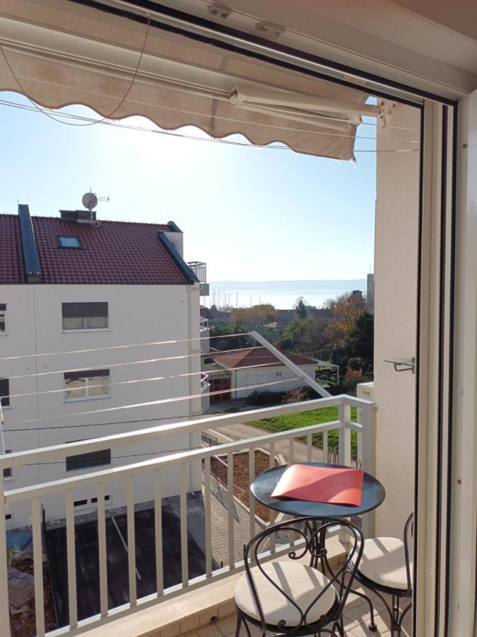 Kike Red Apartment Kastela Exterior photo
